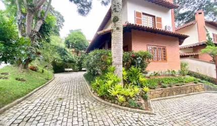 Casa em Condomínio para Venda em Teresópolis, Quebra Frascos, 4 dormitórios, 1 suíte, 4 banheiros, 1 vaga