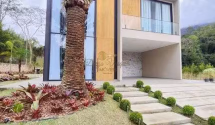 Casa em Condomínio para Venda em Petrópolis, Araras, 4 dormitórios, 4 suítes, 5 banheiros, 2 vagas
