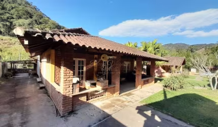 Sítio para Venda em Teresópolis, Córrego das Pedras, 4 dormitórios, 2 suítes, 3 banheiros, 4 vagas