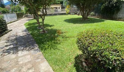 Casa para Venda em Teresópolis, Bom Retiro, 5 dormitórios, 1 suíte, 2 banheiros, 1 vaga