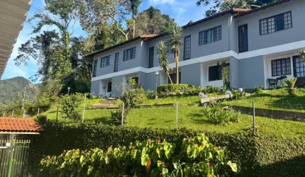Casa em Condomínio para Venda em Teresópolis, Santa Cecília, 2 dormitórios, 1 suíte, 2 banheiros, 1 vaga