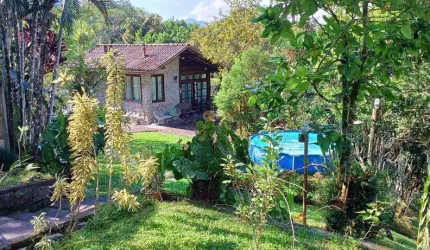 Casa em Condomínio para Venda em Guapimirim, Limoeiro, 2 dormitórios, 2 banheiros, 2 vagas