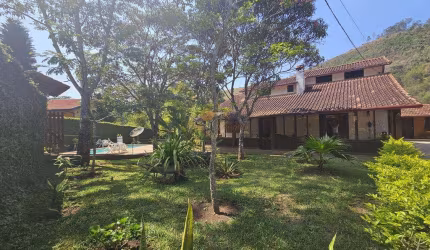 Casa em Condomínio para Venda em Teresópolis, Cruzeiro, 5 dormitórios, 1 suíte, 4 banheiros, 5 vagas
