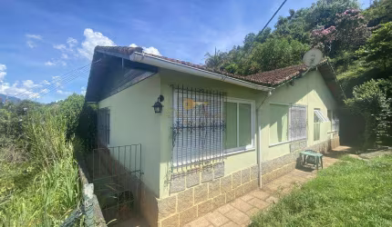 Casa para Venda em Teresópolis, Albuquerque, 5 dormitórios, 1 suíte, 4 banheiros, 1 vaga