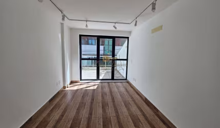 Sala Comercial para Venda em Teresópolis, Várzea, 1 banheiro, 1 vaga