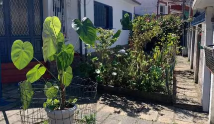 Casa para Venda em Petrópolis, Mosela, 3 dormitórios, 2 suítes, 3 banheiros, 4 vagas