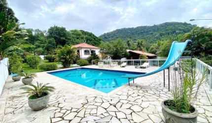 Casa para Venda em Guapimirim, Parque Silvestre, 8 dormitórios, 3 suítes, 8 banheiros, 10 vagas