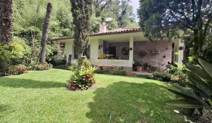 Casa para Venda em Teresópolis, São Pedro, 3 dormitórios, 1 suíte, 3 banheiros, 4 vagas