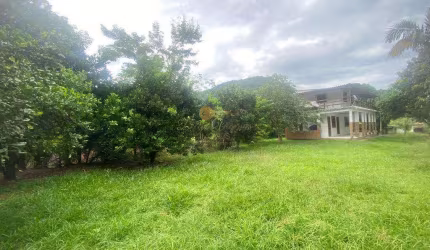 Casa para Venda em Guapimirim, Parada Modelo, 2 dormitórios, 2 banheiros, 10 vagas