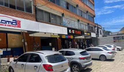 Loja Comercial para Locação em Petrópolis, Corrêas, 2 banheiros