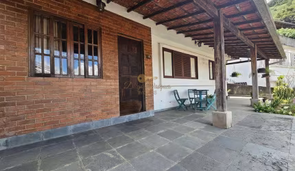 Casa para Venda em Teresópolis, Artistas, 3 dormitórios, 2 banheiros, 1 vaga