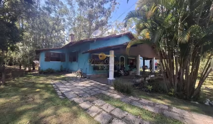 Casa para Venda em Teresópolis, Fazenda Suiça, 3 dormitórios, 1 suíte, 3 banheiros, 3 vagas