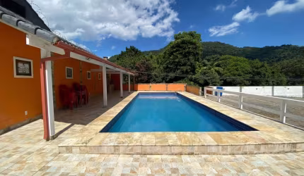Casa em Condomínio para Venda em Teresópolis, Granja Guarani, 3 dormitórios, 1 suíte, 3 banheiros, 1 vaga