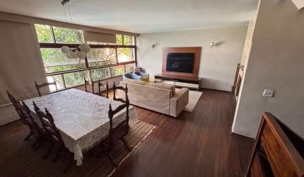 Casa para Venda em Teresópolis, Iucas, 5 dormitórios, 1 suíte, 3 banheiros, 2 vagas