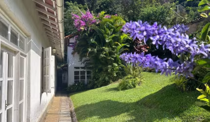 Casa para Venda em Petrópolis, Nogueira, 4 dormitórios, 1 suíte, 4 banheiros