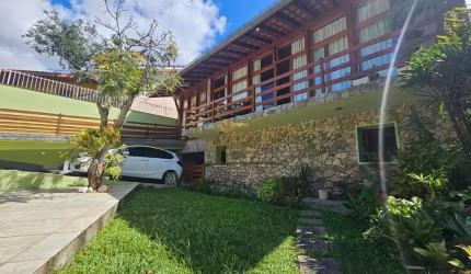 Casa para Venda em Teresópolis, Iucas, 4 dormitórios, 1 suíte, 3 banheiros, 3 vagas
