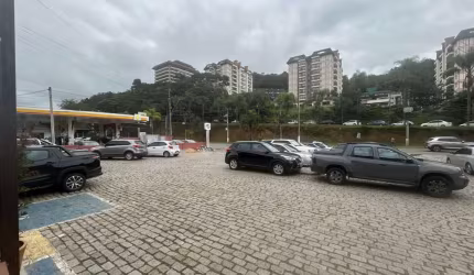 Loja Comercial para Locação em Petrópolis, Itaipava