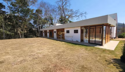 Casa em Condomínio para Venda em Teresópolis, Vale Alpino, 4 dormitórios, 2 suítes, 4 banheiros, 2 vagas