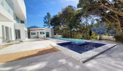 Casa em Condomínio para Venda em Teresópolis, Carlos Guinle, 4 dormitórios, 4 suítes, 6 banheiros, 8 vagas