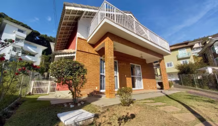 Casa em Condomínio para Venda em Teresópolis, Tijuca, 4 dormitórios, 2 suítes, 3 banheiros, 4 vagas