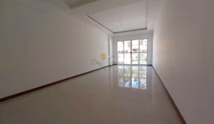 Apartamento para Venda em Teresópolis, Várzea, 3 dormitórios, 1 suíte, 3 banheiros, 2 vagas