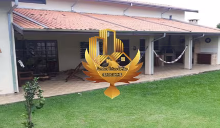Casa à venda em Taubaté-SP: 3 quartos, 1 suíte, 1 sala, 3 banheiros, 6 vagas de garagem, 240m² - Imperdível!