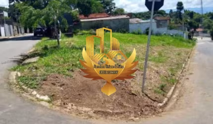 Terreno escriturado, 830 m² !! Excelente localização !!