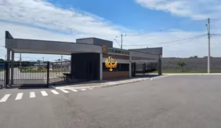 Terreno em condomínio à venda em localização privilegiada, 250m² de área, na cidade de  e no bairro .