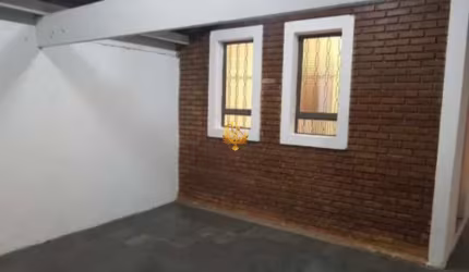 Casa para venda em Taubaté-SP, bairro Caixa D'água: 3 quartos, 1 sala, 2 banheiros, 2 vagas de garagem, 60m².