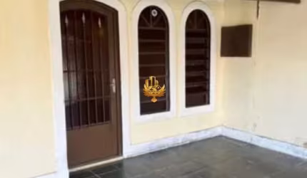 Imperdível oportunidade: Casa à venda em Taubaté-SP, Parque Jaraguá, 3 quartos, 1 sala, 2 banheiros, 4 vagas de garagem, 300m²!