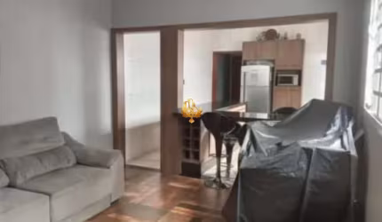 Casa à venda em Taubaté-SP: 2 quartos, 1 suíte, 1 sala, 2 banheiros, 2 vagas de garagem, 77,80 m² no Parque Taubateguassu.