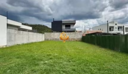Terreno em Condomínio à Venda em Taubaté-SP, Loteamento Residencial Fazenda Casa Grande, 380m² de área. Confira Já!