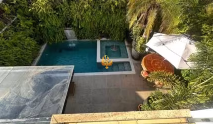 Linda casa em condomínio à venda em Taubaté-SP, Jardim Hípica Pinheiro. 4 quartos, 1 suíte, 2 salas, 4 banheiros, 2 vagas, 250m².