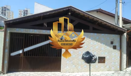 Casa com 4 quartos à venda em Independência, Taubaté  por R$ 630.000