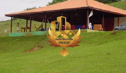 Chácara / sítio com 3 quartos à venda na Zona Rural, Santa Branca  por R$ 1.550.000