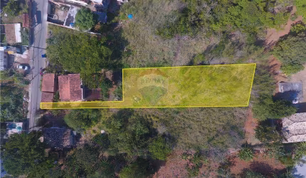 Terrenos a venda no Bairro de José Gonçalves em Búzios com linda vista por apenas R$ 140.000