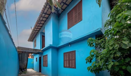 Casa à venda 4 quartos, sendo 2 lofts por R$230.000,00 - Rasa