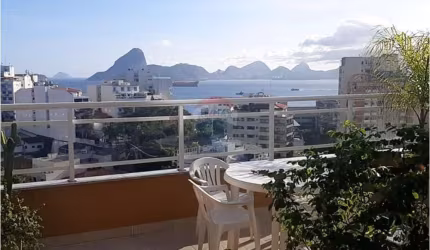 Vendo cobertura em Niterói, 2 quartos (1 suíte), 2 vagas, 194 m2, com vista mar