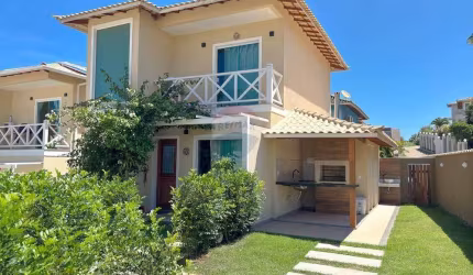 Casa de condomínio à venda em Búzios/RJ com porteira fechada e RGI!