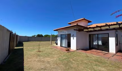 Casa com documentação à venda na Marina em Búzios