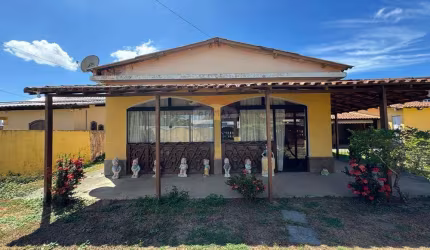 Casa Aconchegante com Piscina no Coração de Araruama