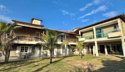 À venda Casa com 13 suites a 50 metros da Praia em Marina, Búzios, RJ