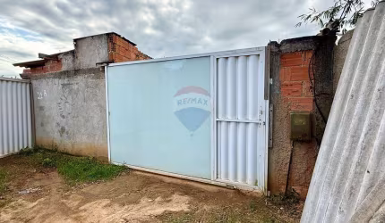 'Seu Refúgio em Búzios: Casa Personalizável!'