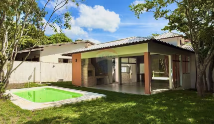 Casa nova em Condomínio com 3 suítes em Caravelas - Búzios