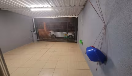 Vendo casa no bairro Jardim Maria do Carmo