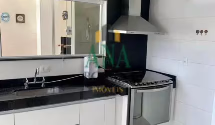 Casa com 3 dormitórios sendo os 3 suítes todas com armários embutidos