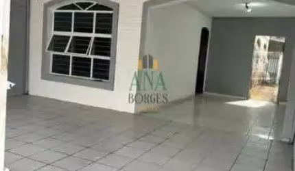 Casa 03 dormitórios