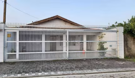 Casa com 3 dormitórios à venda, 157 m² por R$ 390.000,00 - Balneário Itaoca - Mongaguá/SP