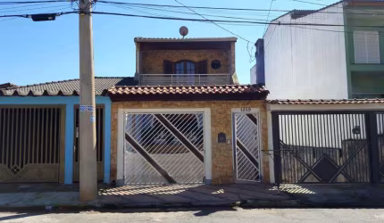 Sobrado com 3 dormitórios à venda, 327 m² por R$ 880.000,00 - Jardim City - Guarulhos/SP
