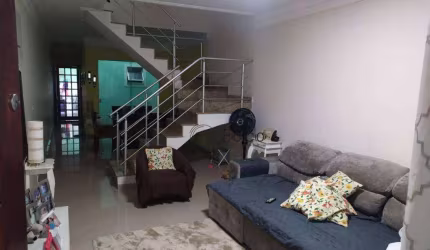Sobrado 121m 3 Dorm, 1 Suite e 2 Vagas